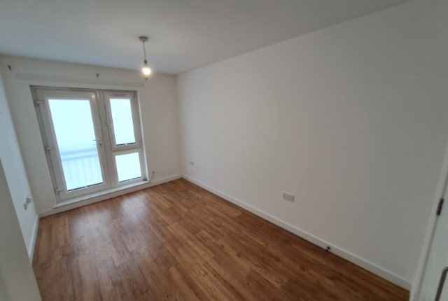 6 Ellerslie Path flat 1/3 Bedroom 2