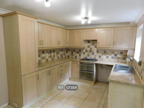 Kitchen / Breakfast Room