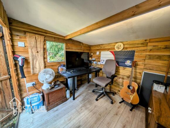 Outdoor office space