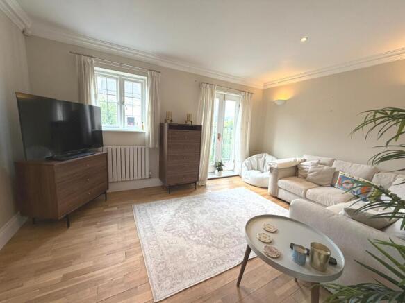 3 bed Semi-Detached for sale Image 6