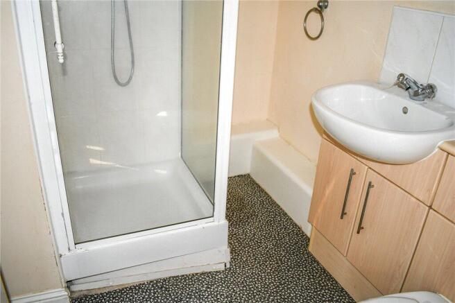 2 bed Apartment for sale Image 7