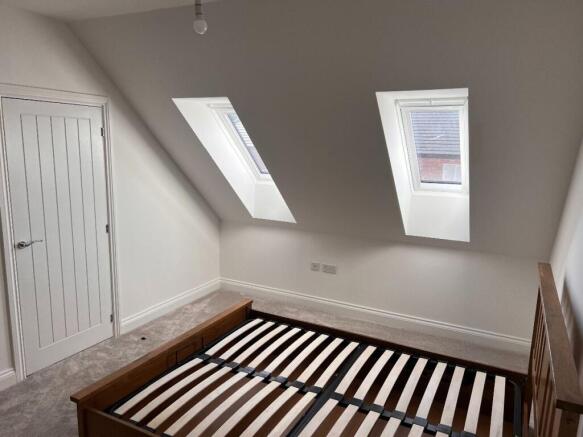 3 bed Semi-Detached to rent Image 9