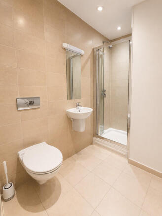 2 bed Apartment for sale Image 11