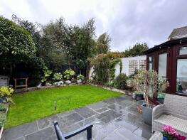 78, Festing Grove, Southsea PO4 9QD