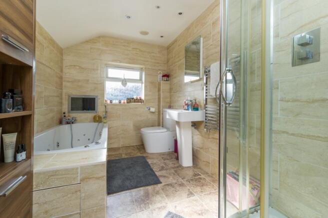 Ensuite Bathroom