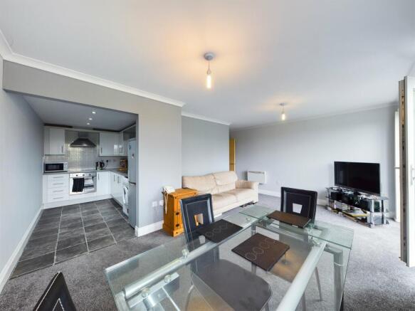 Living/Dining Area