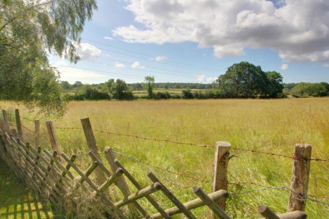 COUNTRY VIEW