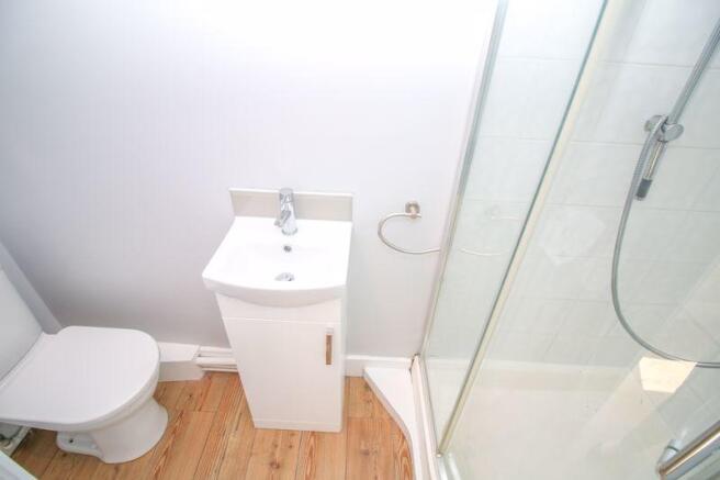 En-Suite 2