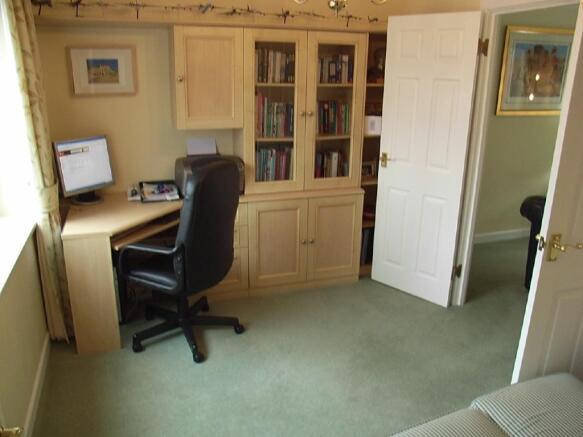 Photo 12