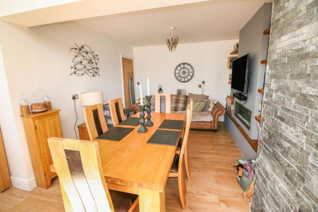 Kitchen/family Room