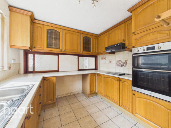 Canterbury Drive, Washingborough photo 4