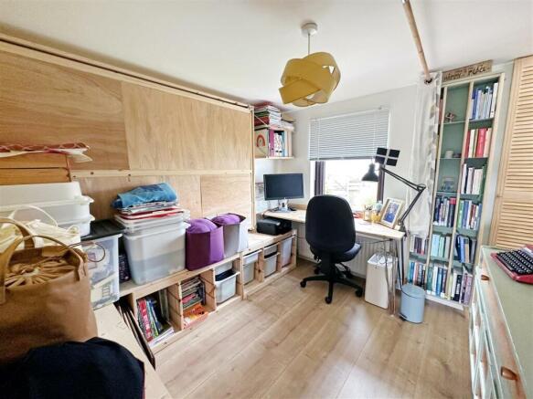 Photo 12
