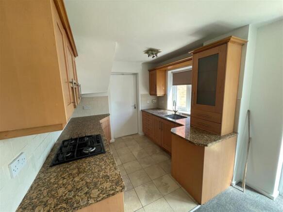 Kitchen 1.jpg