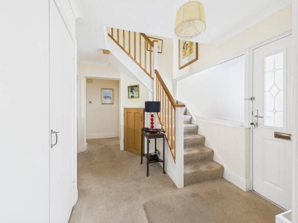 4 bed Detached for sale Image 6
