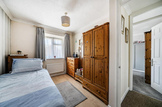 Delamere Drive, Stratton St Margaret, Swindon, SN3 photo 4