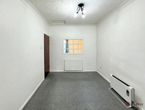 1 bed Apartment for sale Image 11
