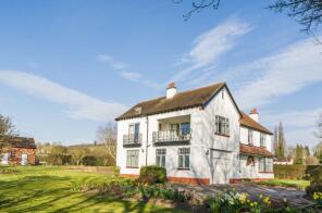 The Glebe, Evesham Road, Fladbury WR10 2QR