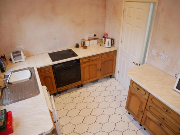 Photo 8