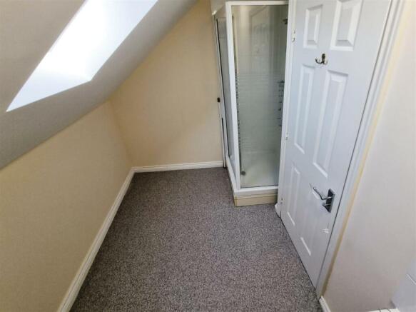 Ensuite Shower Jubilee Gardens Rear Garden Best Le
