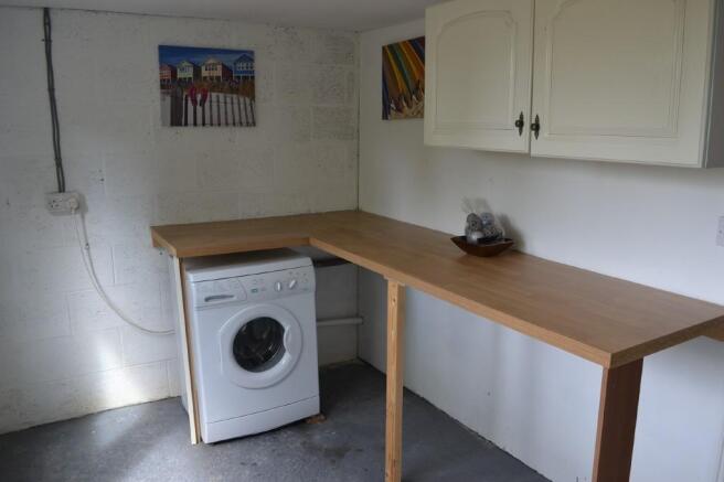 Utility rear garage