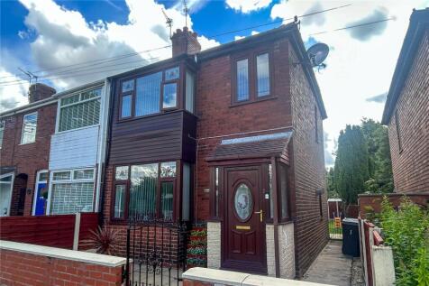Alcester Street, Chadderton, Oldham, Greater Manchester, OL9