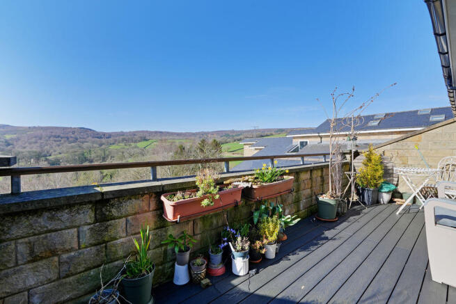 2 bed Retirement Property for sale Image 12