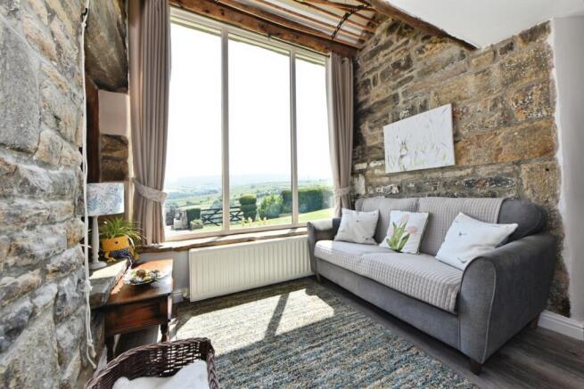 5 bed Barn Conversion for sale Image 11