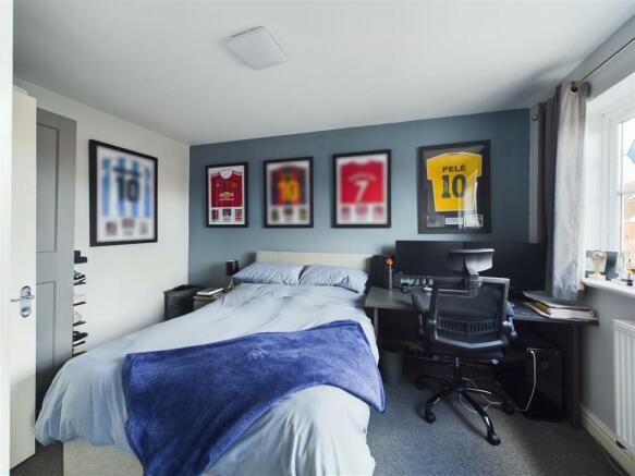 BEDROOM 2