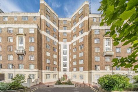 Hamlet Gardens, Hammersmith