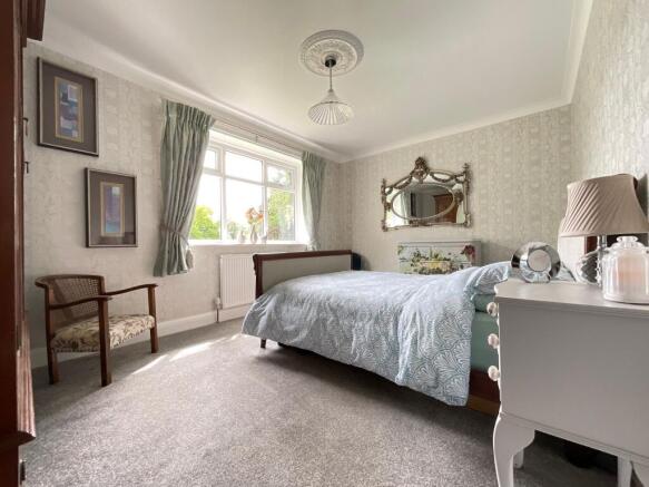 3 bed Detached Bungalow for sale Image 12
