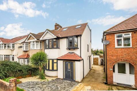 The Heights, Northolt, UB5