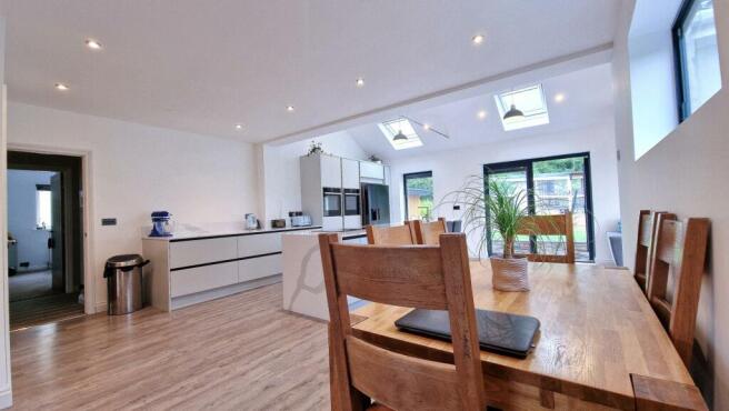 Kitchen / Dining & Family Room