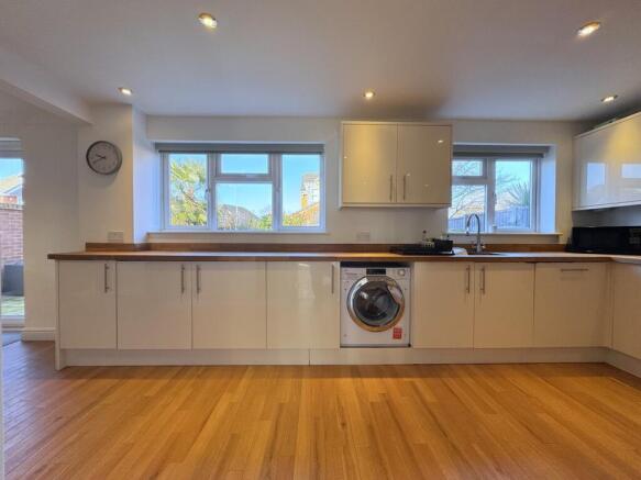 Fitted Kitchen