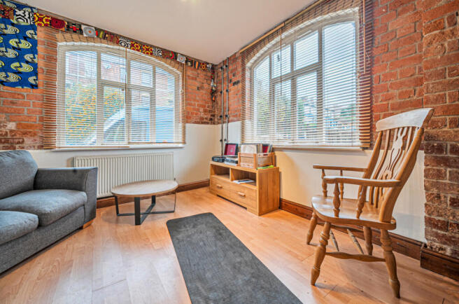 1380576-3-69149d4...