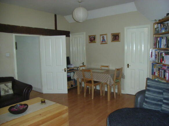 Lounge/Dining Room