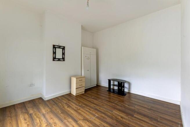 96 Crawley Road, Luton, LU1 1HZ