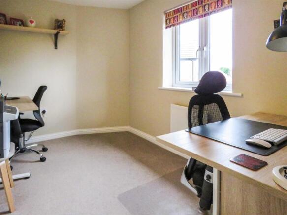 Bedroom 3.JPG