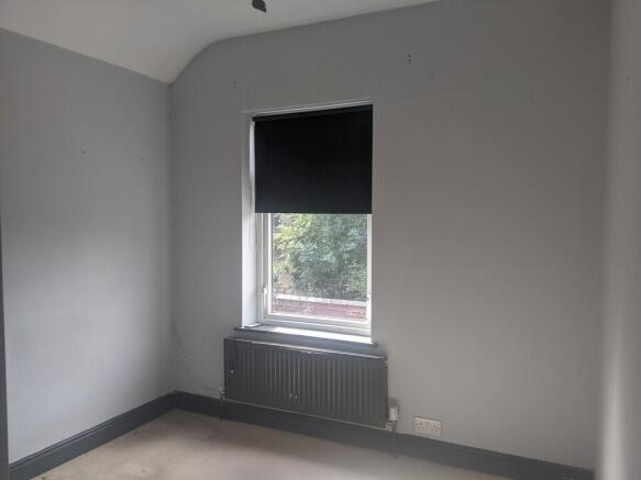 3 bed Terraced to rent Image 8