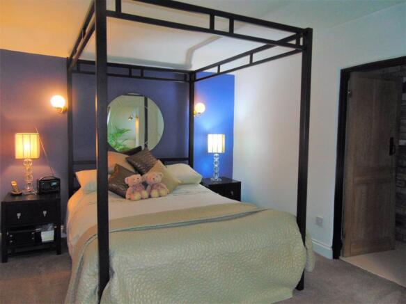 master bedroom.jpg