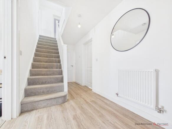 4 bed Detached for sale Image 9