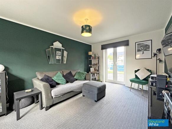 3 bed Semi-Detached for sale Image 8