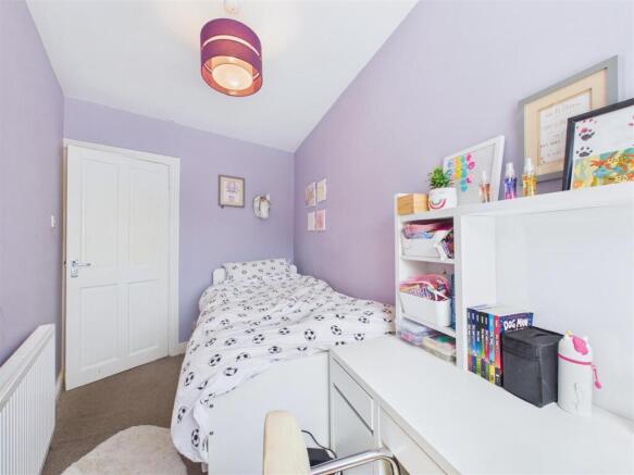 2 bed Apartment for sale Image 8