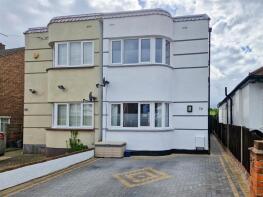 29, Springfield Drive, Westcliff-on-sea SS0 0RA