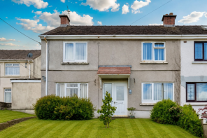 13, Coedmawr, Ponthenri, Llanelli SA15 5NT