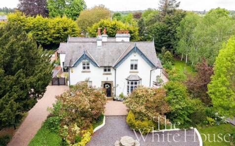Wrexham Road, Mold, CH7