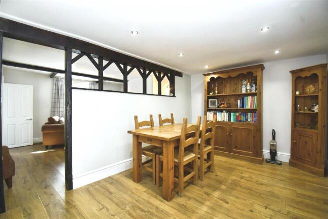2 bed Semi-Detached for sale Image 10
