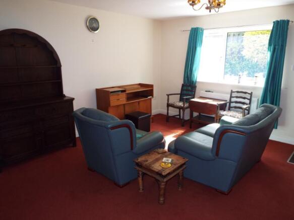 Lounge Pic1