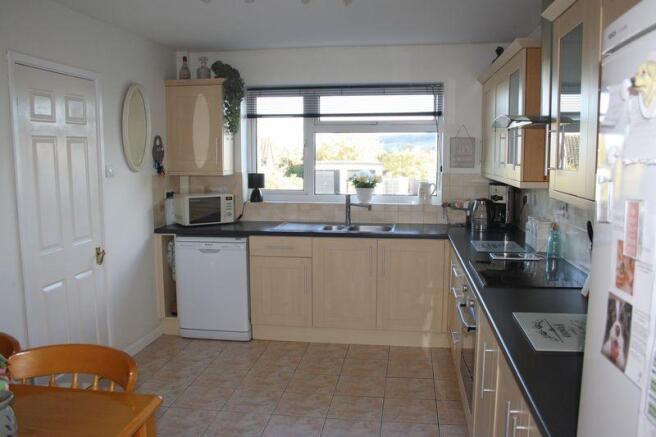Kitchen 1