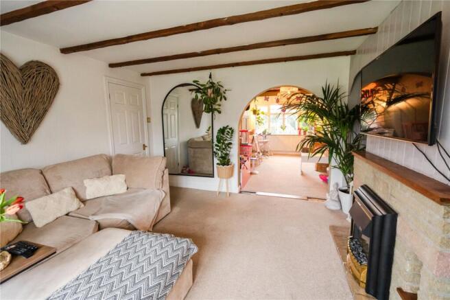 Living Room (2)