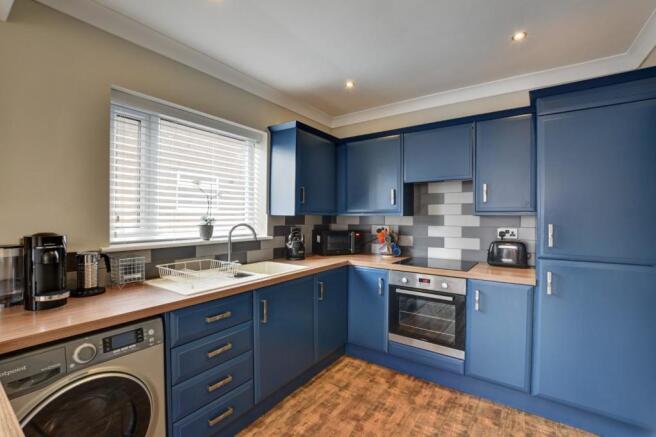 Kitchen3.jpg